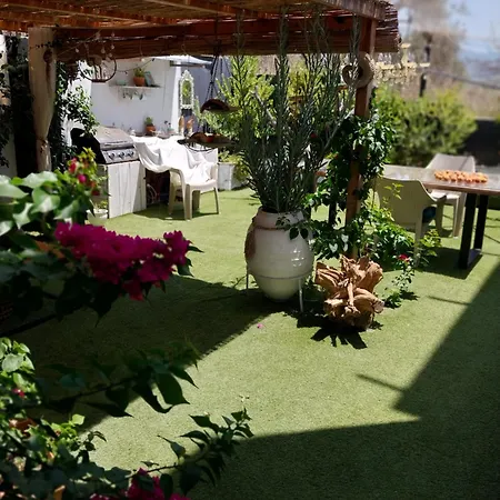 Oda ve Kahvaltı B&B Kusadasi Kuşadası